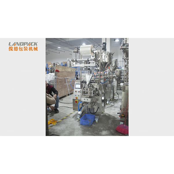 棕櫚油包裝機連包視頻